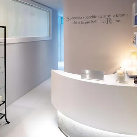 Delle Fate, Bw Signature Collection Hotel